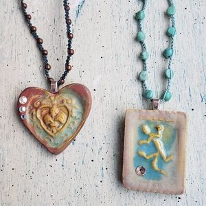 Hand crocheted necklaces .925